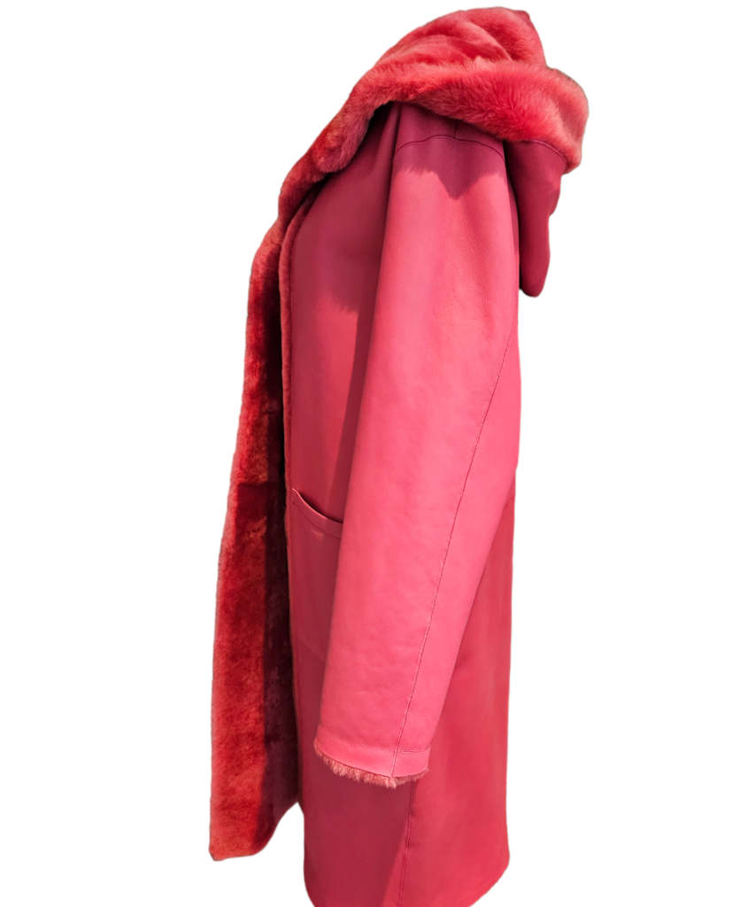 Long shearling overcoat with hood (Reversible) – photo 4