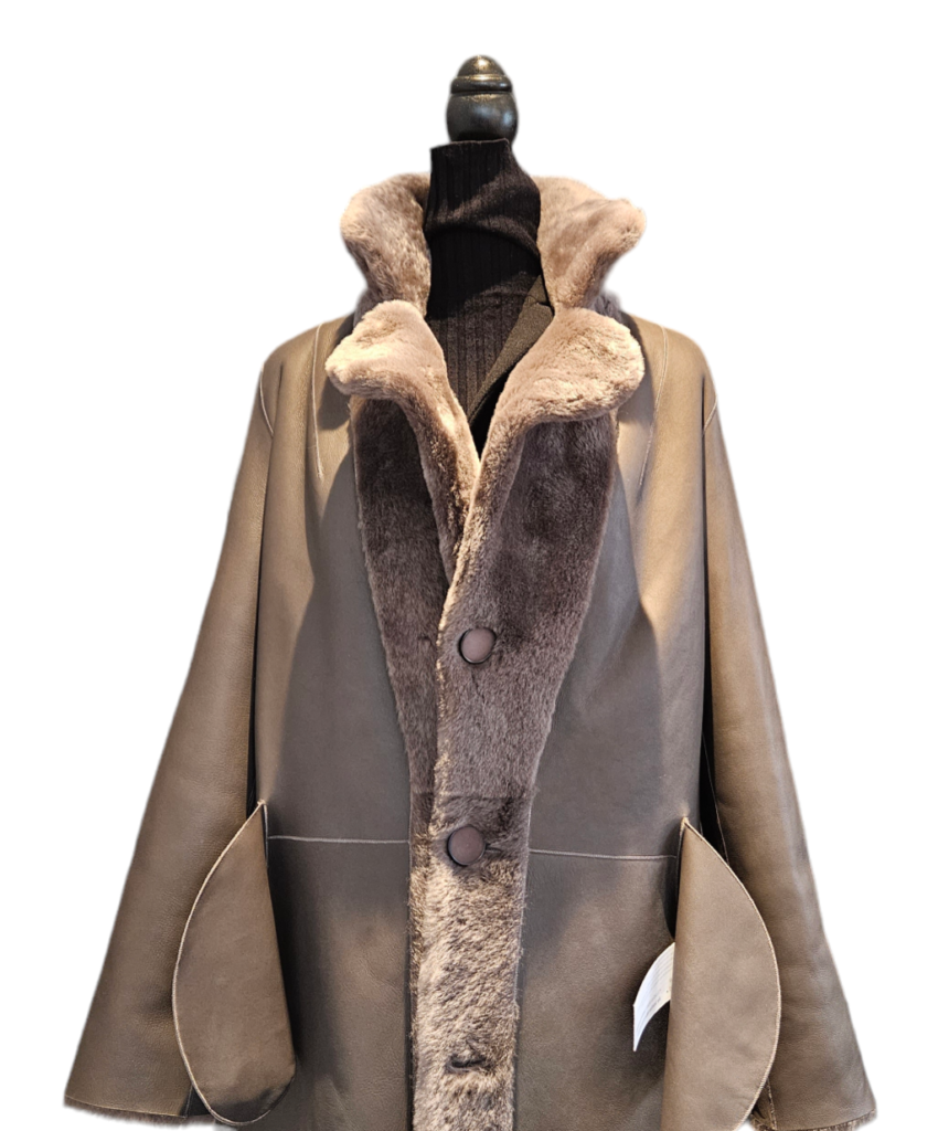 Long shearling overcoat (Reversible) – photo 5