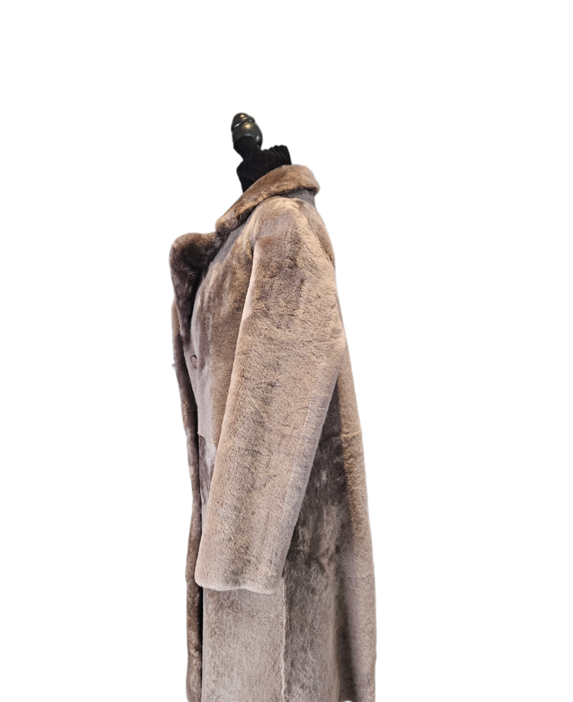 Long shearling overcoat (Reversible) – photo 6