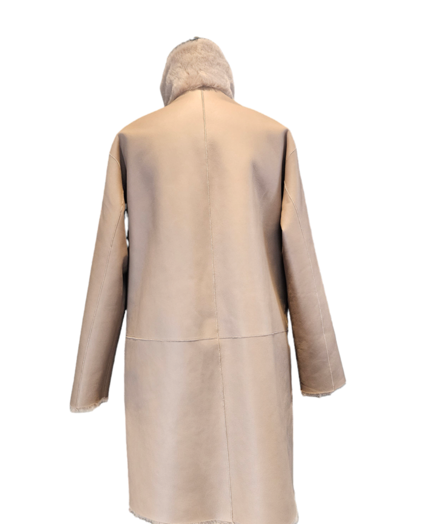 Mid-length shearling coat (Reversible) – photo 6