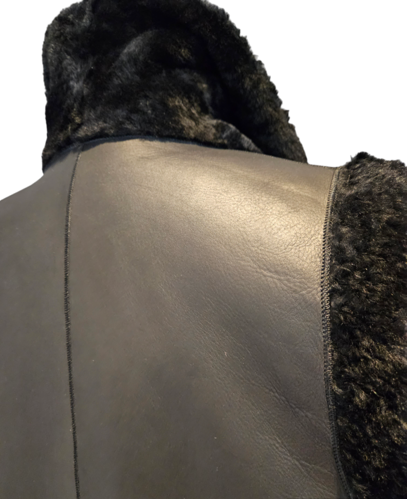 Shearling vest coat (Reversible) – photo 4
